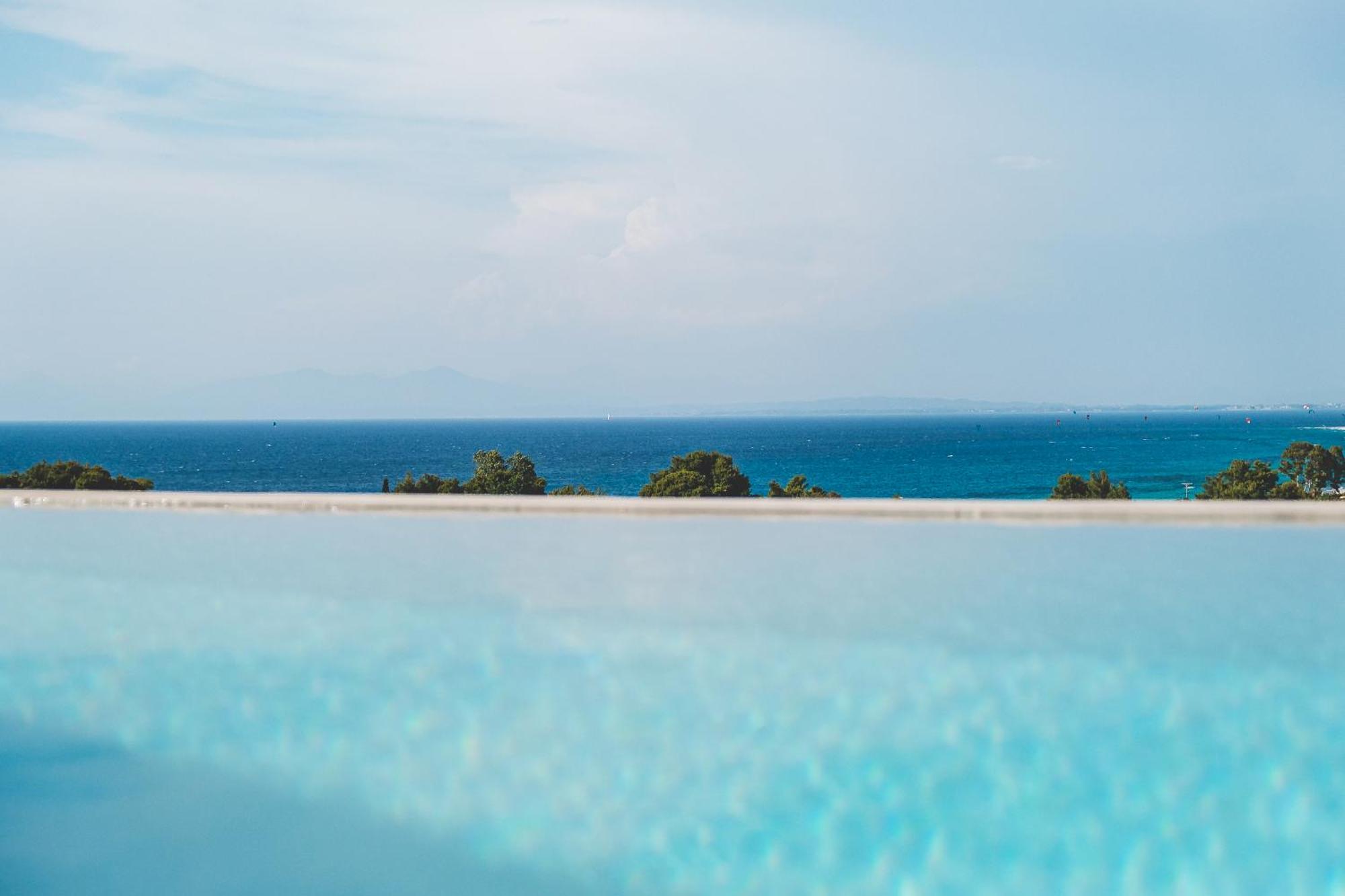 Z 4 Luxury Villas アギオス・イオアニス エクステリア 写真
