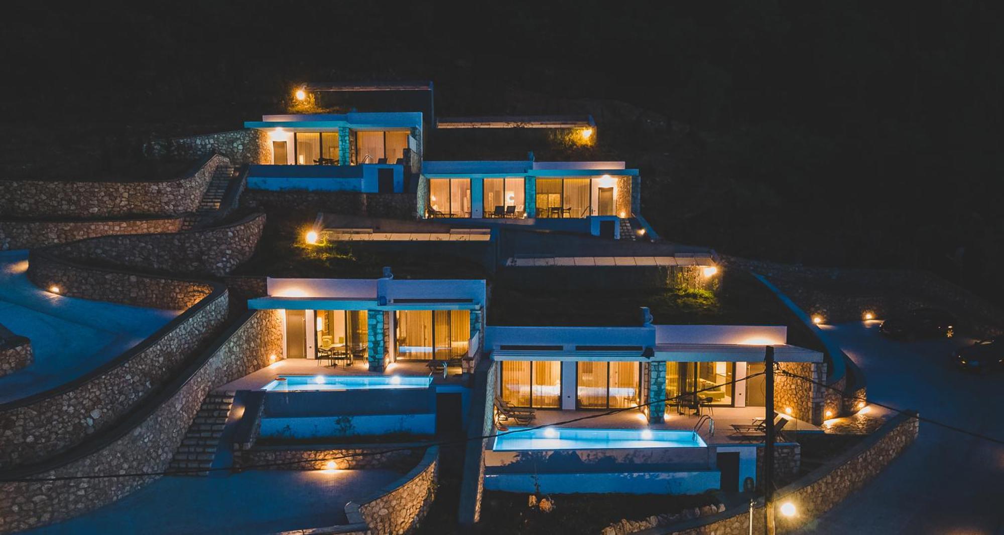 Z 4 Luxury Villas アギオス・イオアニス エクステリア 写真