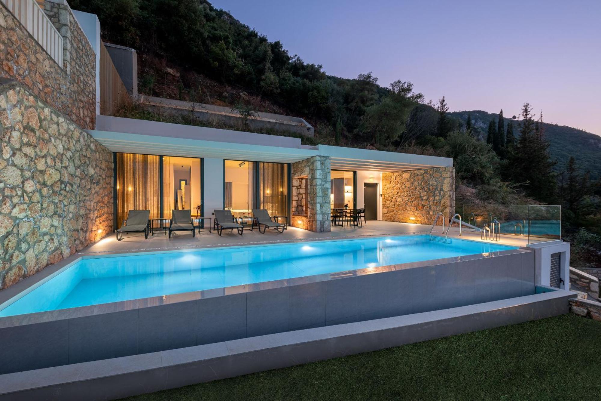 Z 4 Luxury Villas アギオス・イオアニス エクステリア 写真